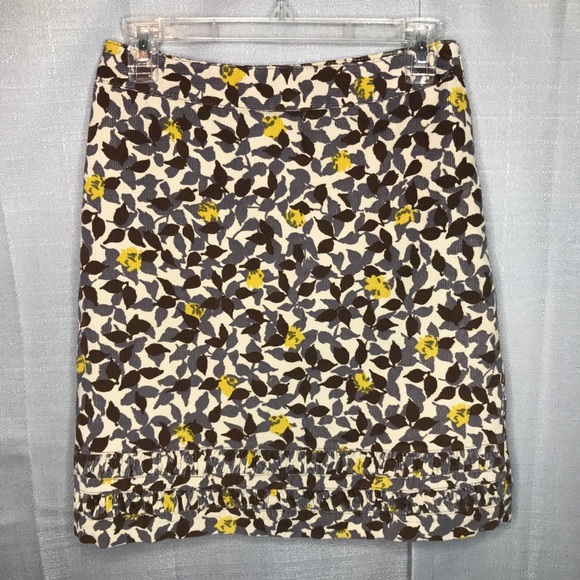 Boden Dresses & Skirts - Boden Leaf Print Corduroy Lined Skirt Size 4